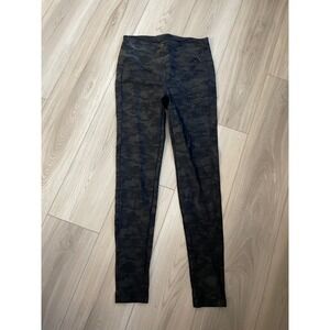 New‎ Peach Camo Print Leggings Comfortable Stretch Casual Athleisure